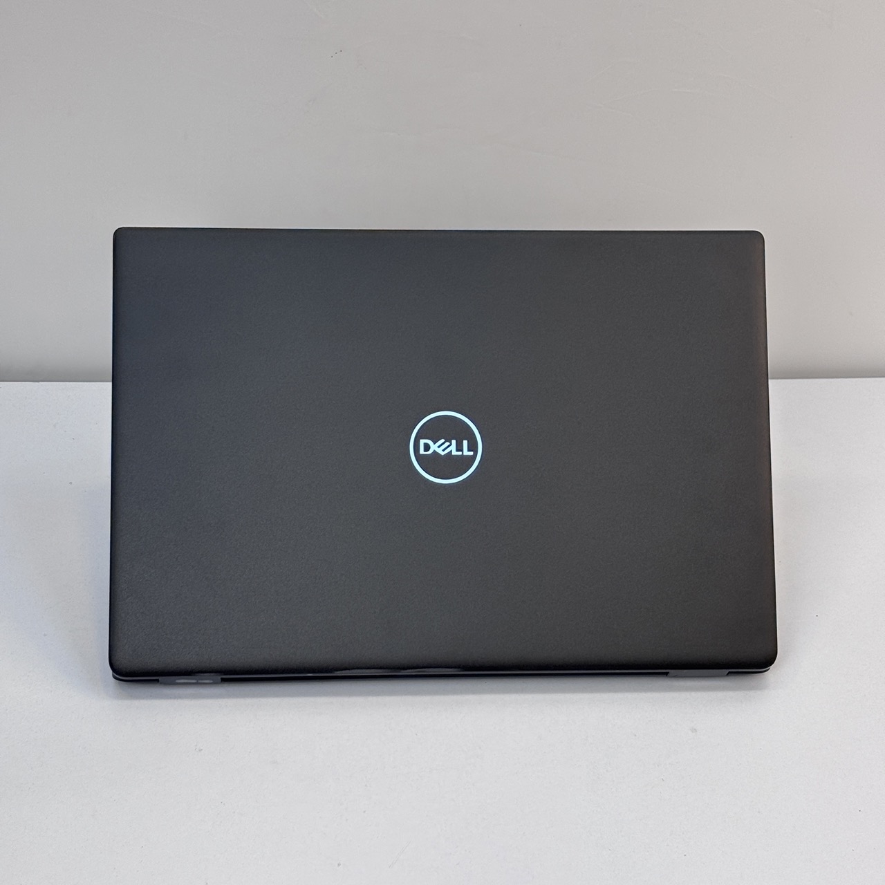 Dell Latitude 3510-10th Gen/ Intel Core i5-10210U/ 15 inch FHD /  8GB RAM / 256GB SSD
