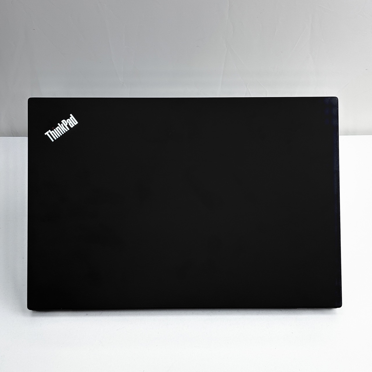 Lenovo Thinkpad T15-11th Gen / Intel Core i7-1165G7/ 15 inch FHD / 16GB RAM / 512GB SSD/ Intel Iris Xe Graphics