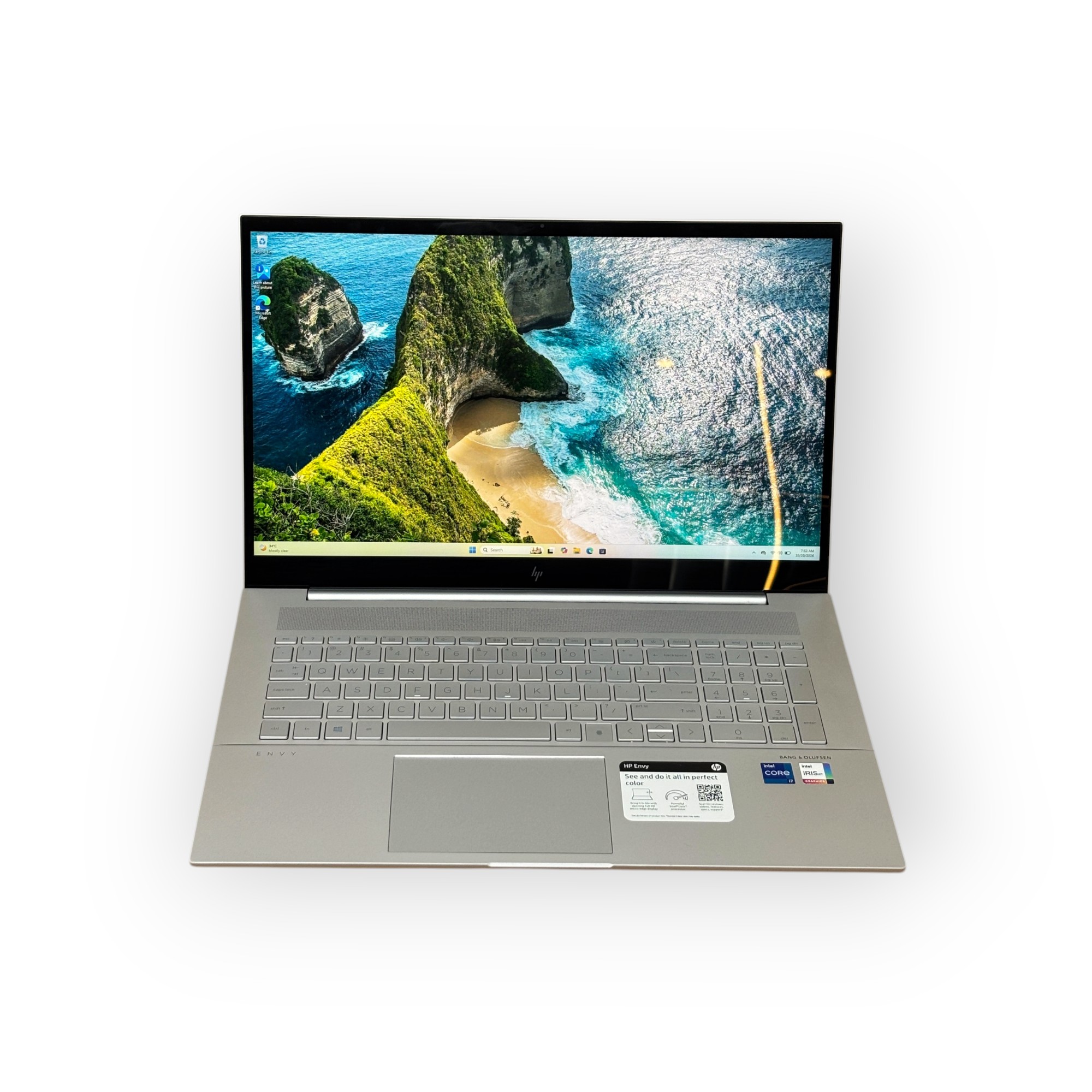 HP Envy 17 Laptop – 11th Gen / Intel Core i7-1195G7 / 17 inch Touchscreen Display / 512GB SSD / 16GB RAM / Intel Iris Xe Graphics