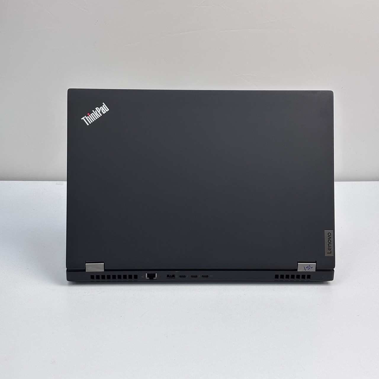 Lenovo ThinkPad P50 -Intel Xeon E3-1535M/ 16GB RAM / 512GB SSD/ 4GB NVIDIA Quadro M2000M Graphics