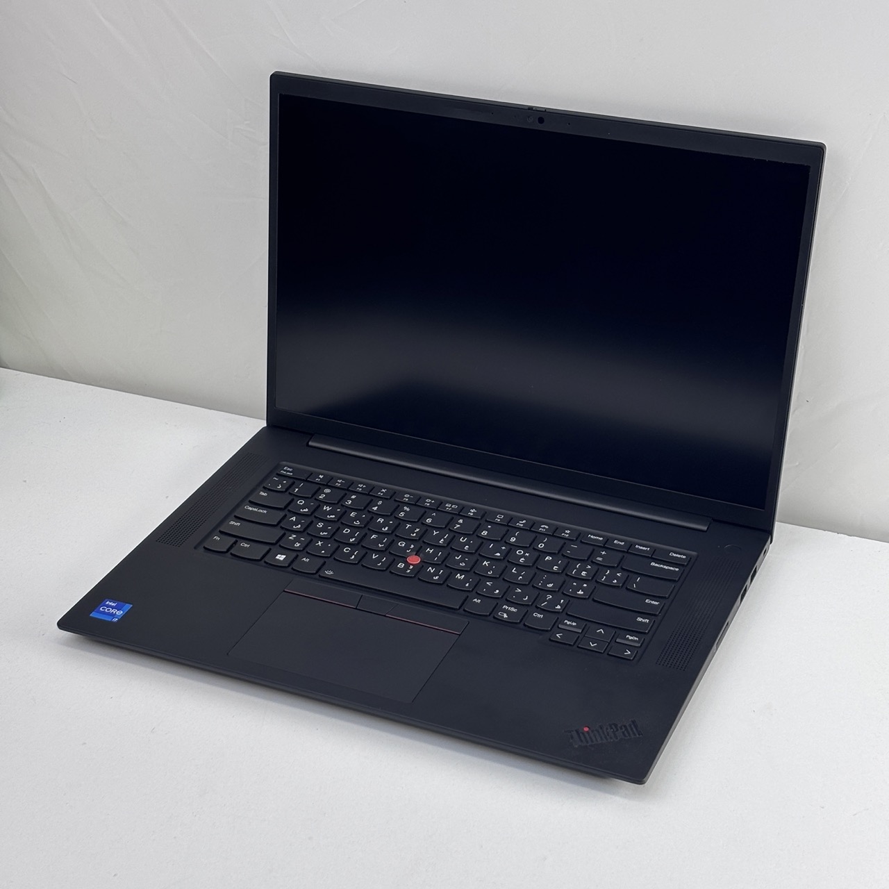 Lenovo ThinkPad P1 -11th Gen /Intel Core i7-11800H/ 16GB RAM / 512GB SSD/4GB NVIDIA RTX A2000