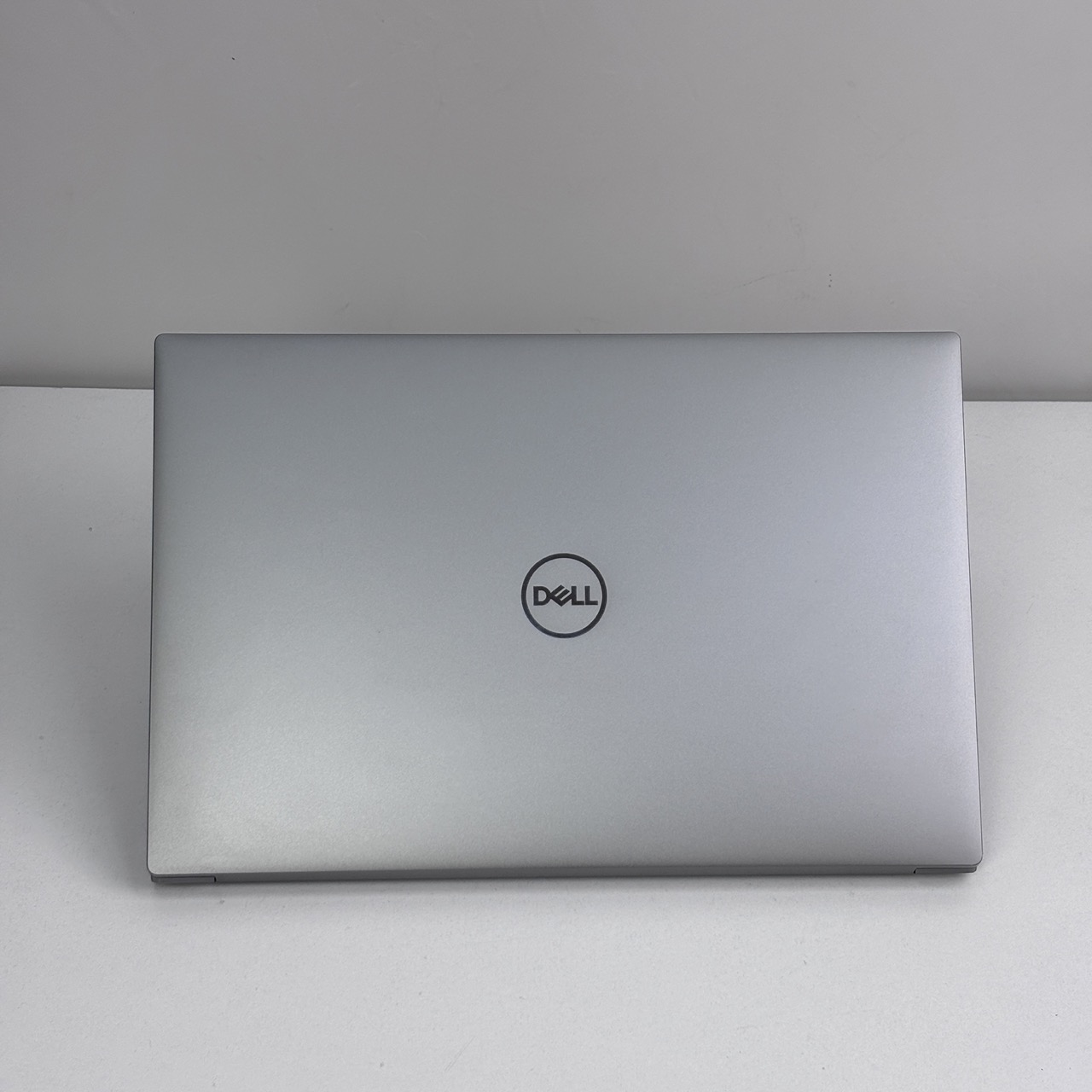Dell Precision 5550 Touch – 10th Gen / Intel Core i7-10850H/ 15 inch FHD/ 512GB SSD / 16GB RAM / 4GB NVIDIA Quadro T1000 Graphics