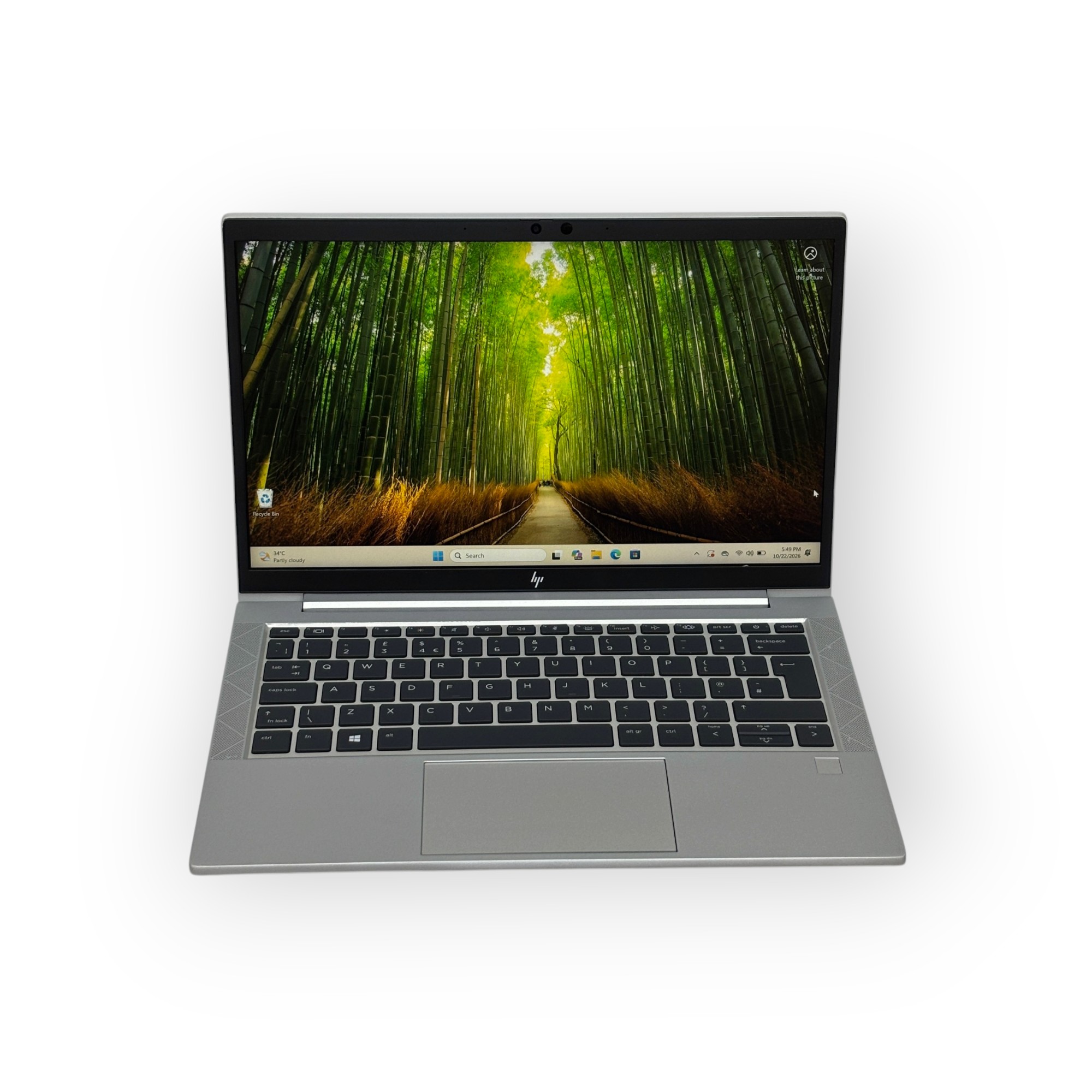 HP EliteBook 835 G8 – AMD Ryzen 5 Pro-5650U / 13.3 inch Display / 256GB SSD / 8GB RAM / 512MB AMD Radeon Graphics