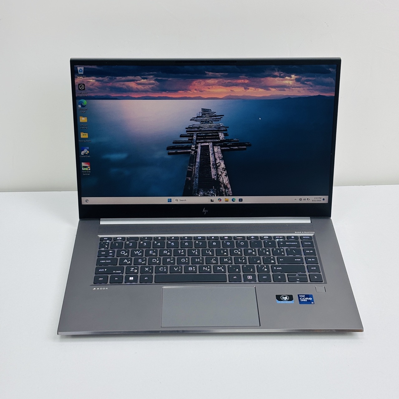HP ZBook Studio G8– 11th Gen/ Intel Core i9-11950H/ 15.6 inch FND / 512GB SSD / 32GB RAM / 16GB NVIDIA GeForce RTX 3080 Graphics