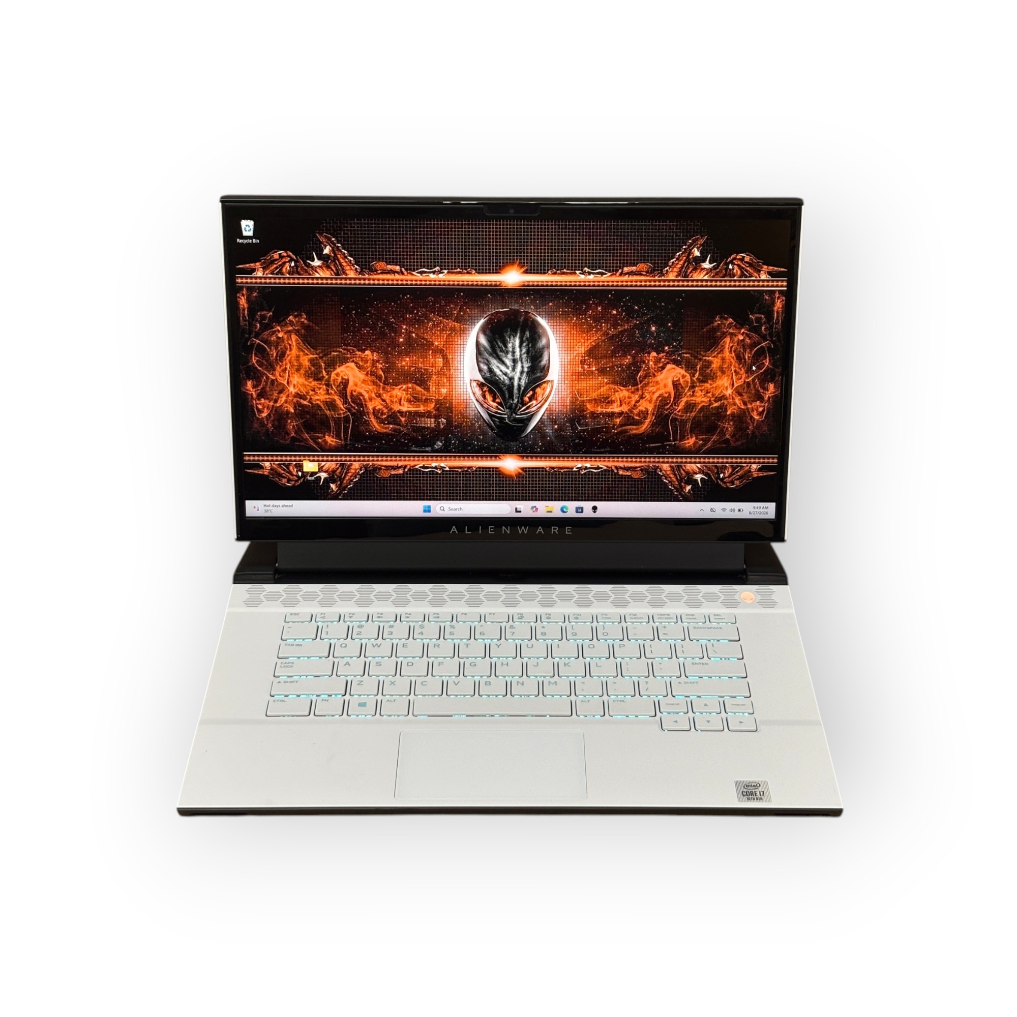 Dell Alienware m15 R3 Gaming Laptop / Intel Core i7-10750H / 8GB NVIDIA GeForce RTX 2070 / 15.6 inch / 16GB RAM / 512GB SSD/ White