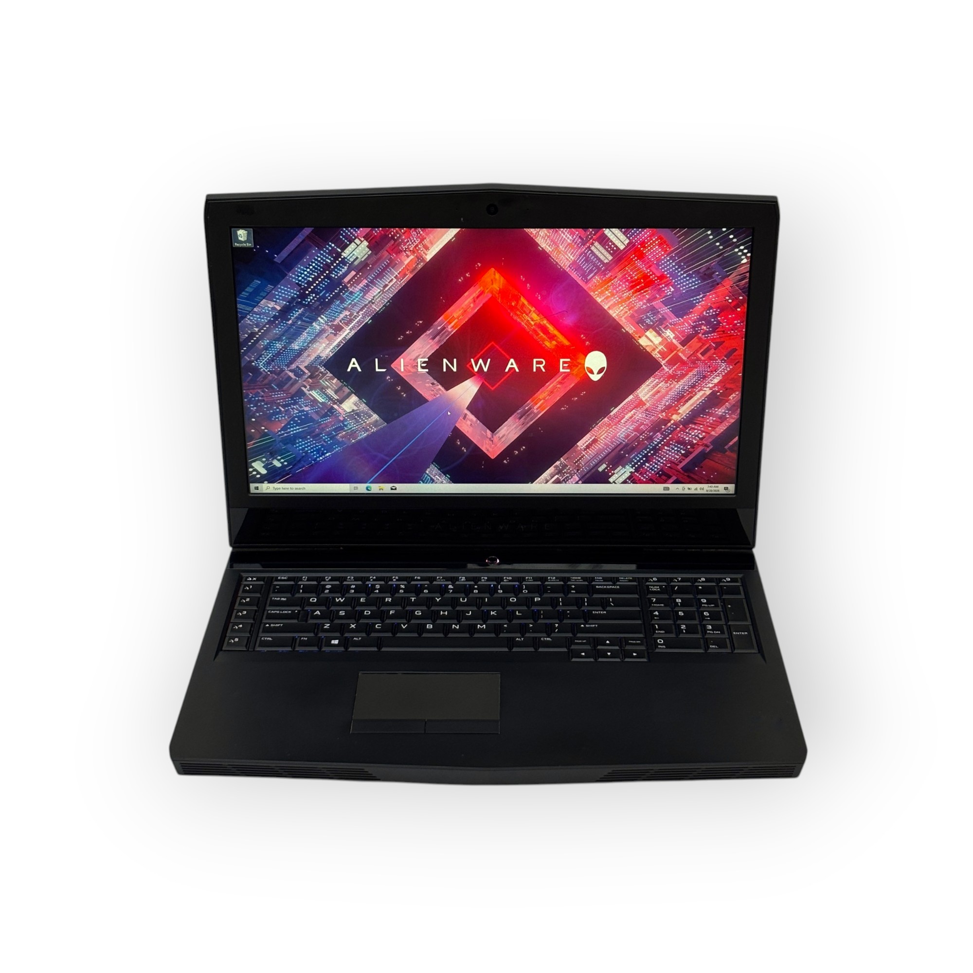 Dell Alienware 17 R4 Gaming Laptop / Intel Core i7-7700HQ / 8GB NVIDIA GeForce GTX 1070 / 17.3 inch / 16GB RAM / 512GB SSD / Black