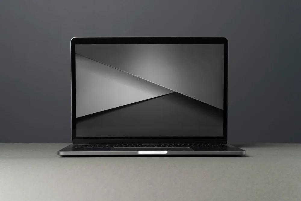 HP ZBook Studio 15 G7 – 10th Gen/ Intel Core i7-10850H / 15.6 inch FND / 512GB SSD / 32GB RAM / 4GB NVIDIA Quadro T1000 Graphics